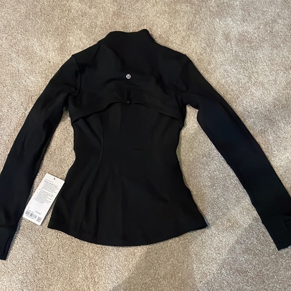 NWT lululemon define jacket - Picture 4 of 6